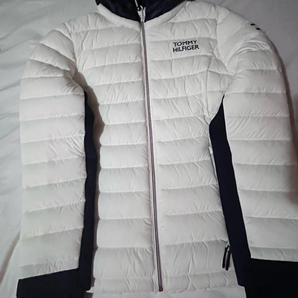 Tommy Hilfiger White & Navy Quilted Hooded Jacket